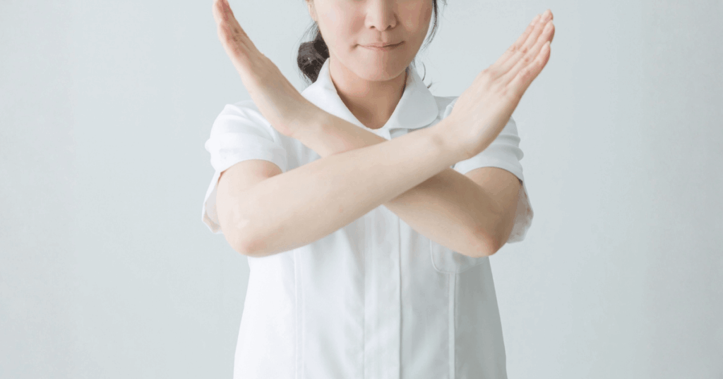 親知らず抜歯後に控えるべき行動を示すイメージ